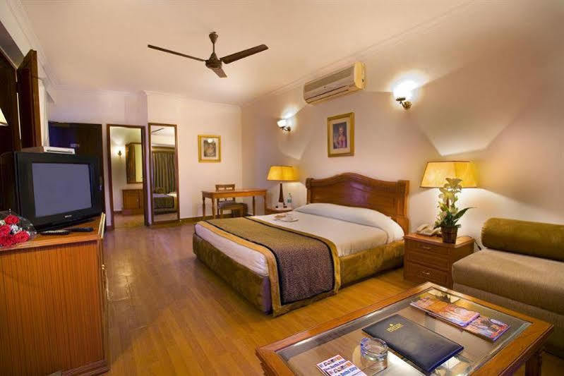 The Bmk Hotel Greater Kailash Delhi (National Capital Territory of India) Eksteriør bilde