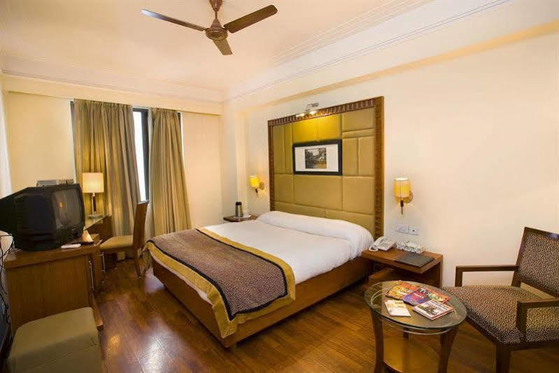 The Bmk Hotel Greater Kailash Delhi (National Capital Territory of India) Eksteriør bilde