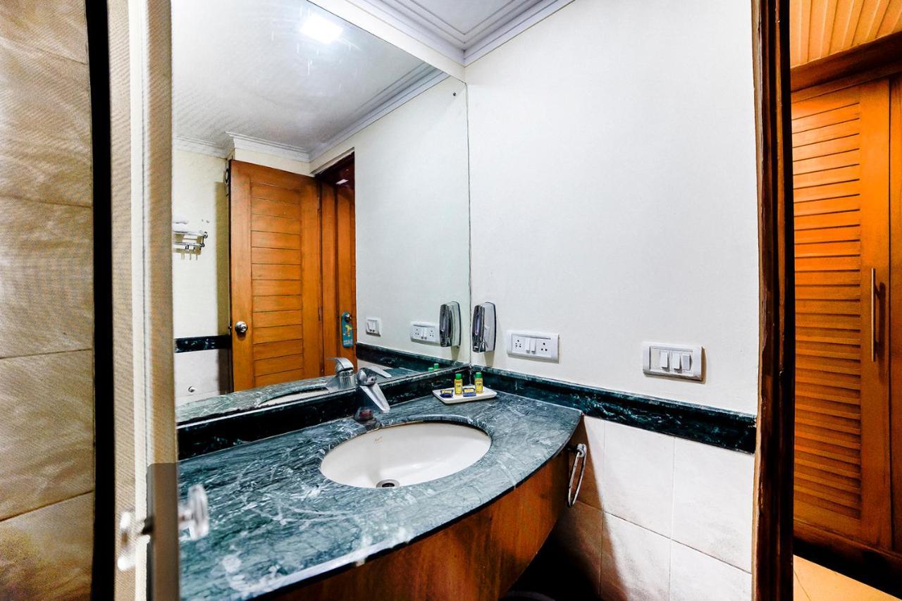 The Bmk Hotel Greater Kailash Delhi (National Capital Territory of India) Eksteriør bilde