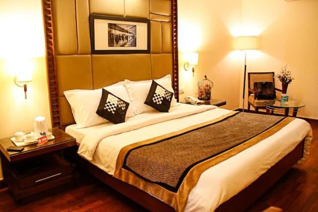The Bmk Hotel Greater Kailash Delhi (National Capital Territory of India) Eksteriør bilde